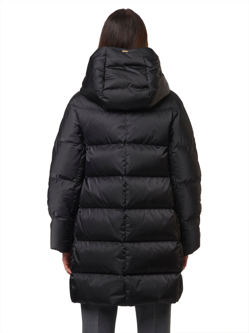 HERNO Piumino A-shape in Raso